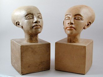 Filles Akhenaton