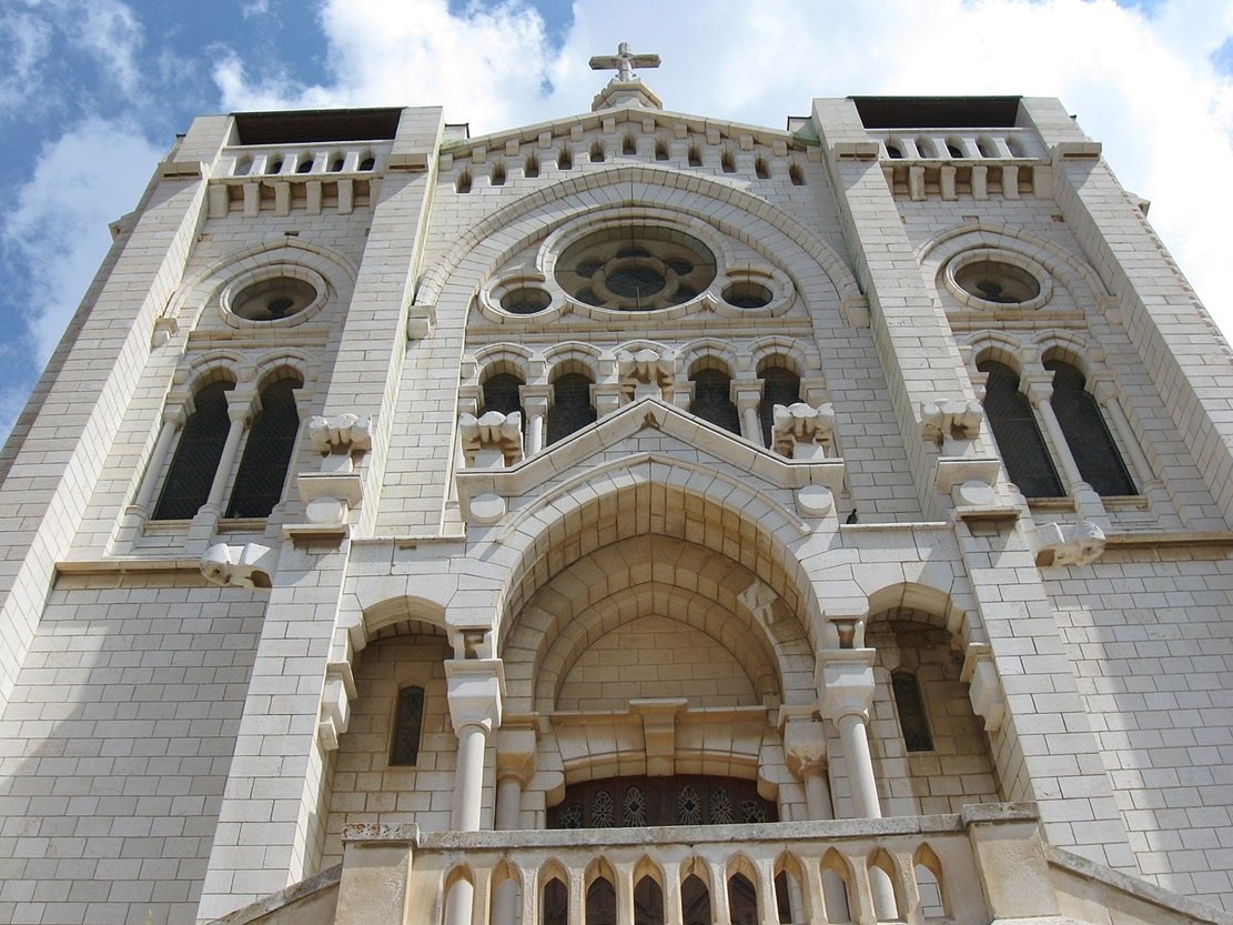 Basilique de Jésus Adolescent à Nazareth - Façade