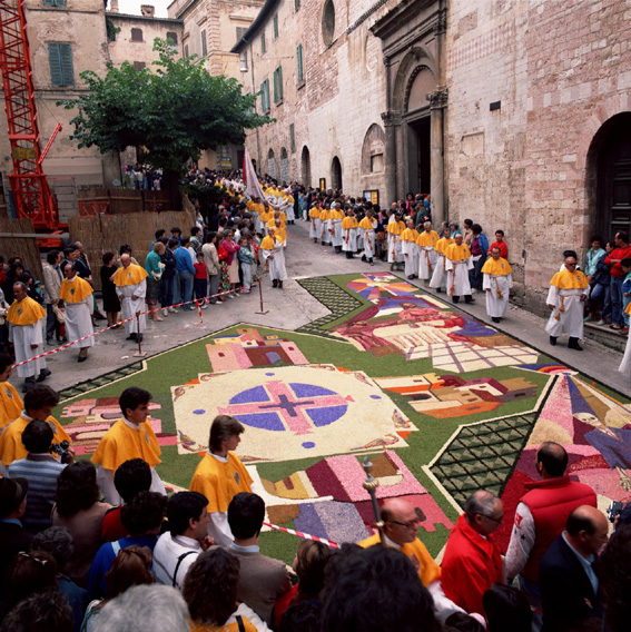 Fête-Dieu - Tapis de fleurs